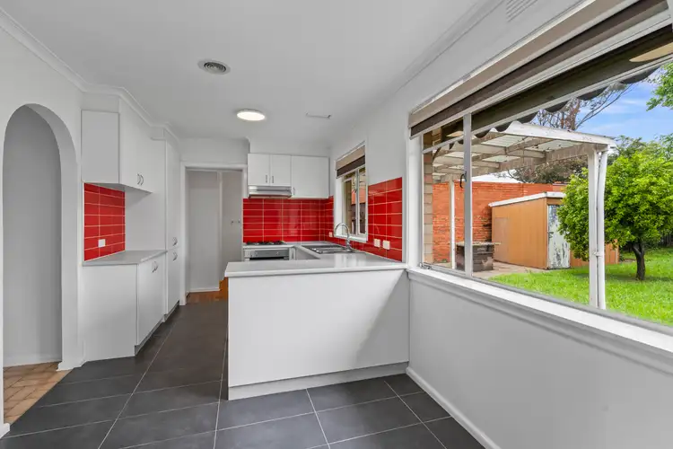 Fifth view of Homely house listing, 5 Jacaranda Avenue, Cheltenham VIC 3192
