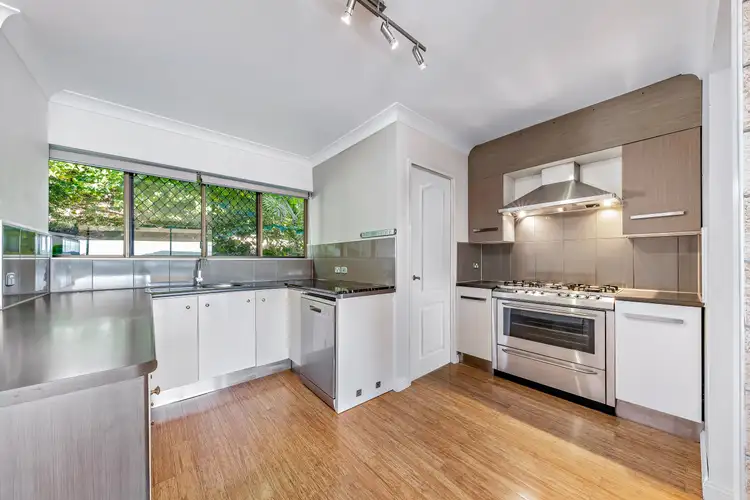 22/2 Eshelby Drive