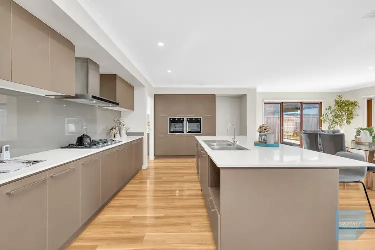 Fifth view of Homely house listing, 16 Carmine Circuit, Burnside VIC 3023