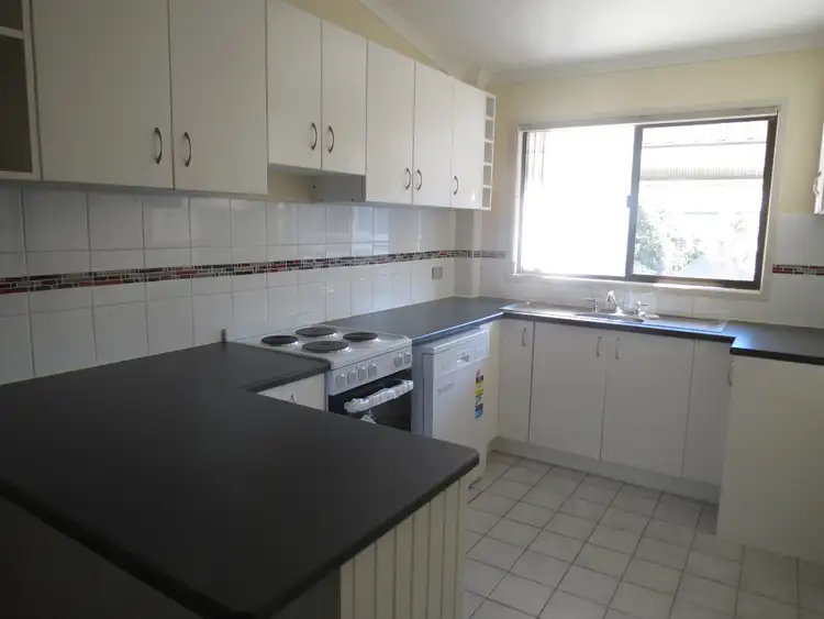 Fourth view of Homely townhouse listing, 3/447 Esplanade, Torquay QLD 4655