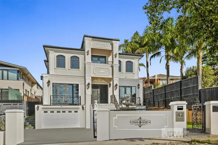 42 Hinkler Road, Glen Waverley VIC 3150