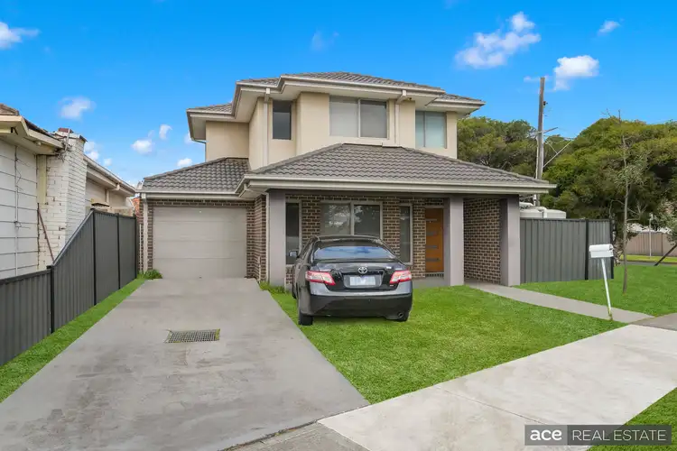 Main view of Homely townhouse listing, 27 Railway Avenue, Laverton VIC 3028
