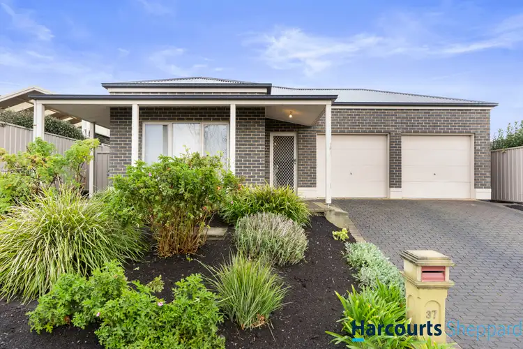37 Belmont Crescent