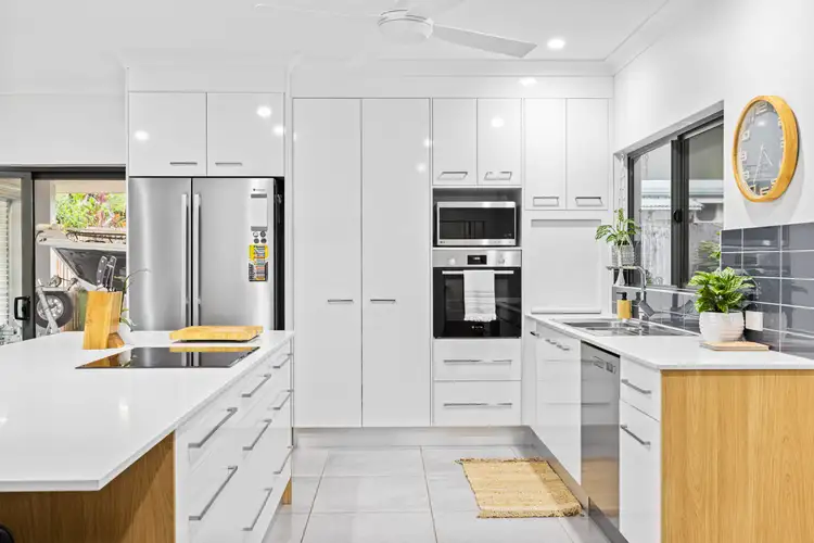 Fifth view of Homely house listing, 318/2 Byers Street, Edmonton QLD 4869