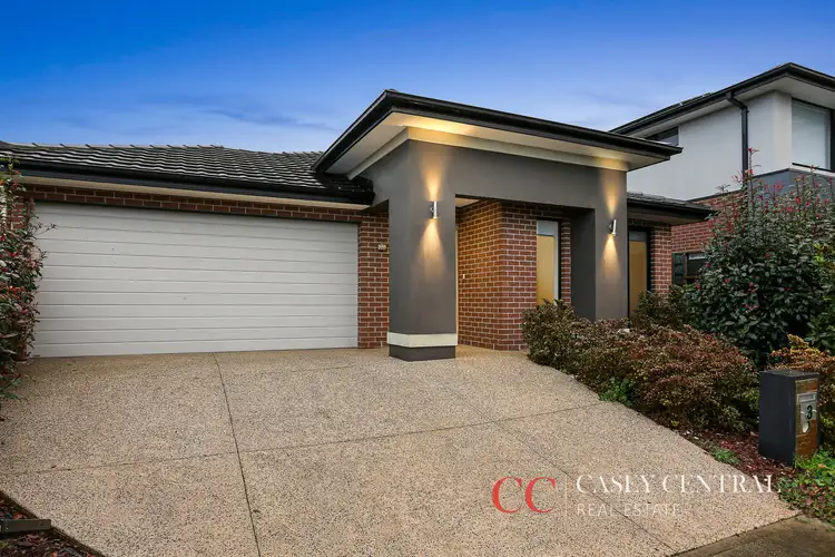 Main view of Homely house listing, 3 Feathertop Court, Cranbourne North VIC 3977