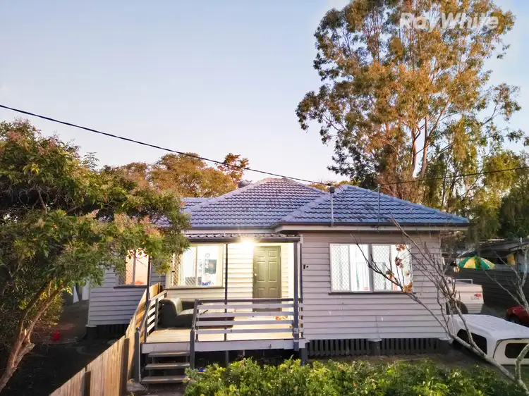 22 Phillip Street, One Mile QLD 4305