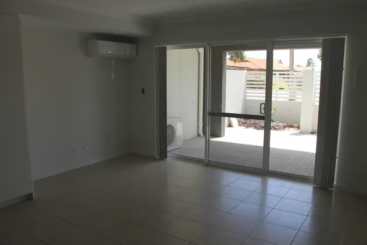Fourth view of Homely apartment listing, 2/42 Elizabeth St, Cloverdale WA 6105