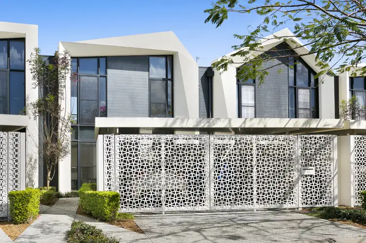 45 Peninsula Drive, Robina QLD 4226