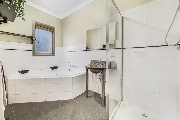 Sixth view of Homely house listing, 10 Jubilee Street, Mount Waverley VIC 3149