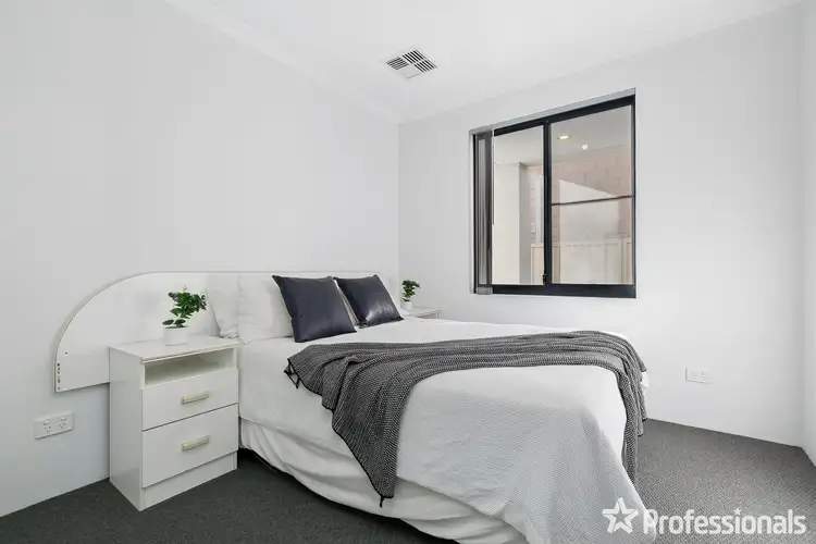Fifth view of Homely house listing, 47 Observatory Avenue, Aubin Grove WA 6164