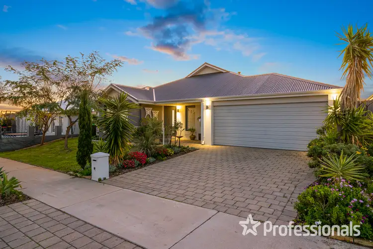 Second view of Homely house listing, 21 Newbury Way, Alkimos WA 6038