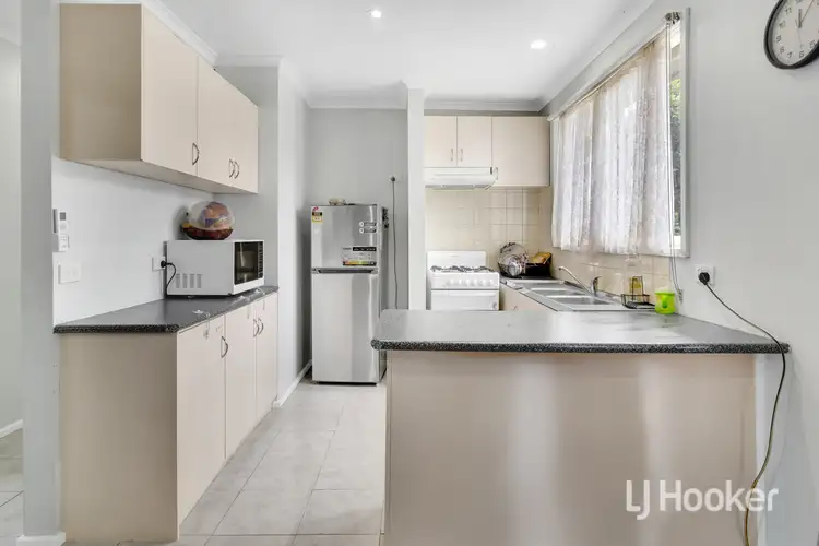 11/4-10 Plover Street, Melton VIC 3337