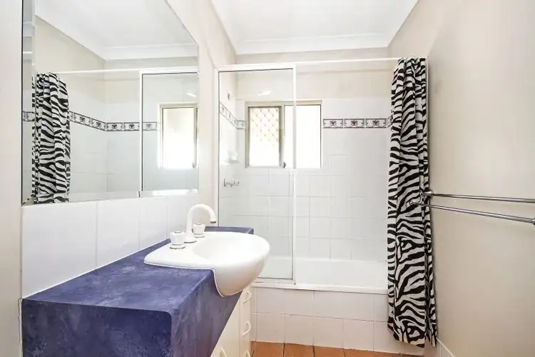 Fifth view of Homely unit listing, 2/103 Harold Street, West End QLD 4810