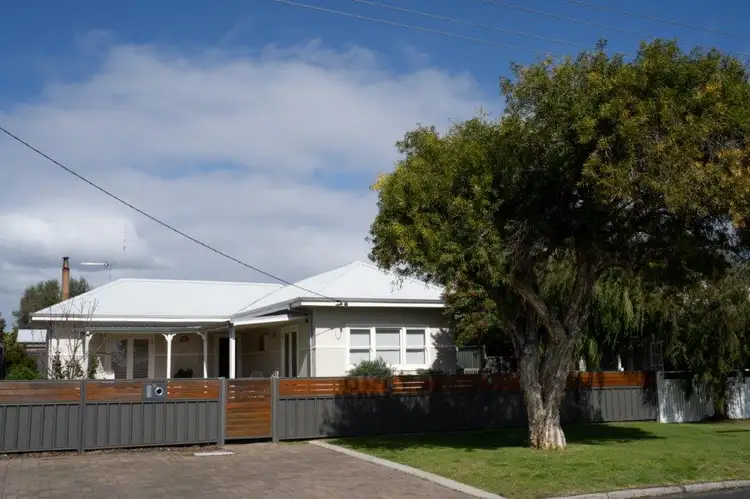 11 Queensbury Street, South Bunbury WA 6230