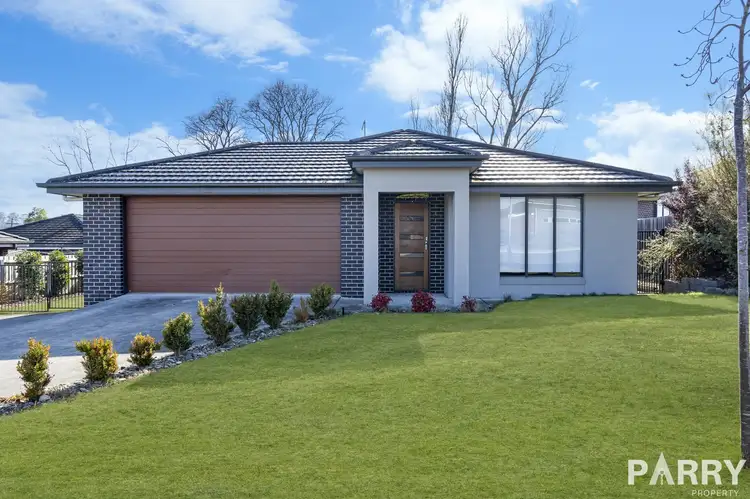 11 Andros Place