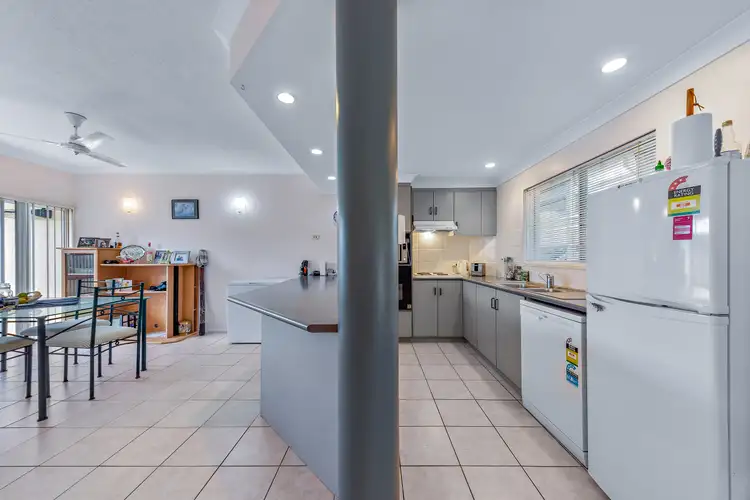 Fifth view of Homely unit listing, 2/24 Pandanus Drive, Cannonvale QLD 4802