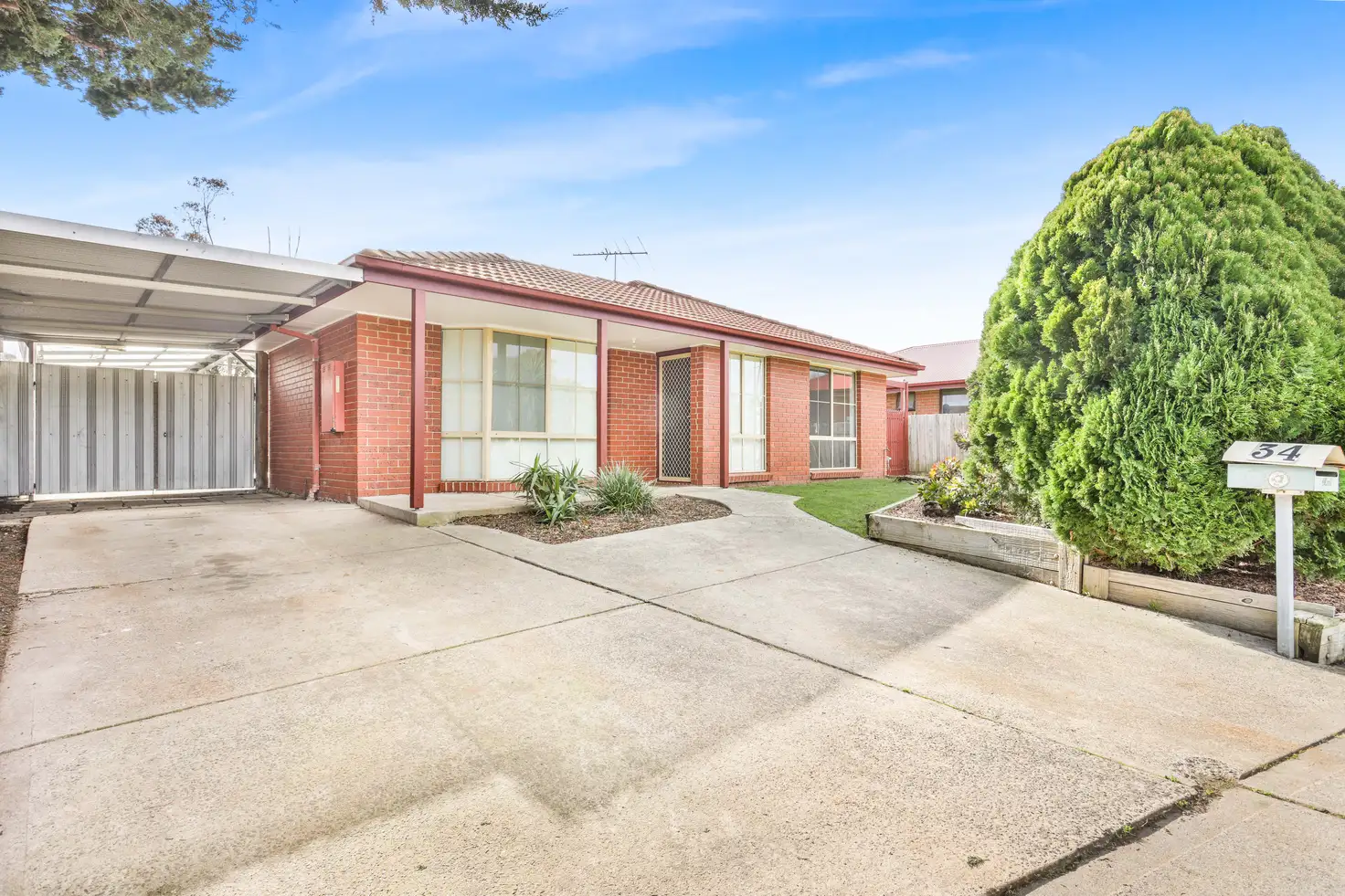 Main view of Homely house listing, 34 Barrington Drive, Pakenham VIC 3810