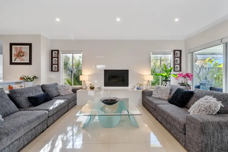Sixth view of Homely house listing, 1/7 Nemagold Grove, Coogee WA 6166
