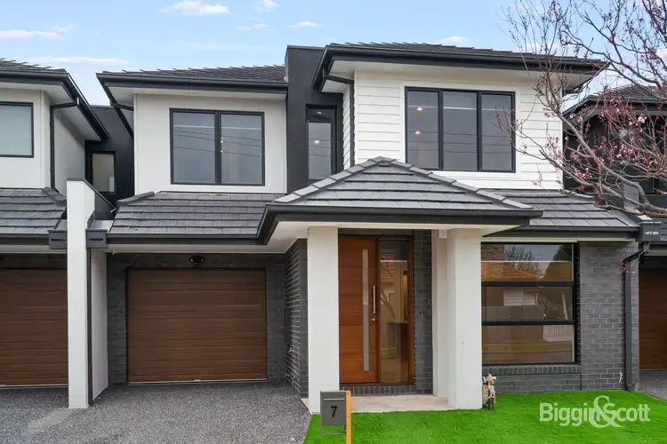 7 Farrington Avenue, Altona North VIC 3025