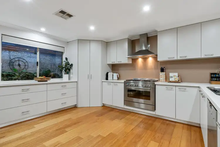 Sixth view of Homely house listing, 11 Black Swan Rise, Beeliar WA 6164