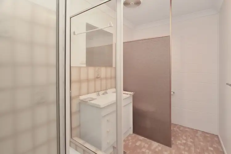 Fifth view of Homely unit listing, 1/61 Anne Street, Aitkenvale QLD 4814