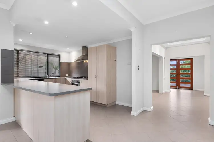 Fourth view of Homely house listing, 40 Honeyeater Street, Beeliar WA 6164