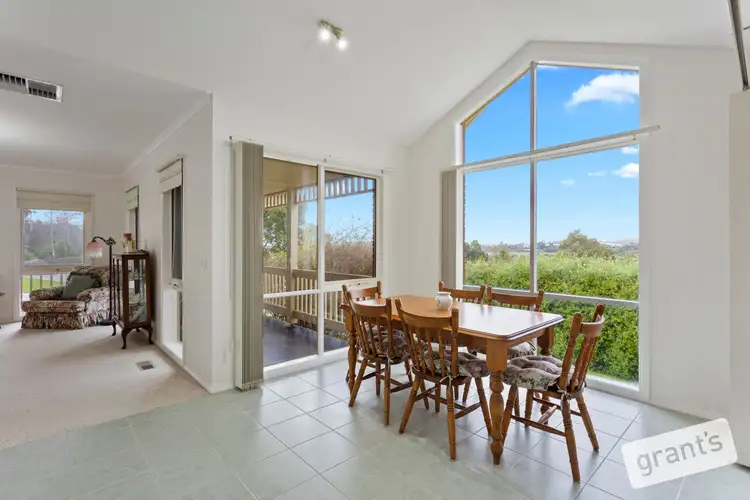 Fifth view of Homely house listing, 5 Tom Gearon Court, Narre Warren North VIC 3804