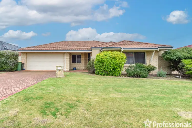 75 Montoro Drive, Port Kennedy WA 6172