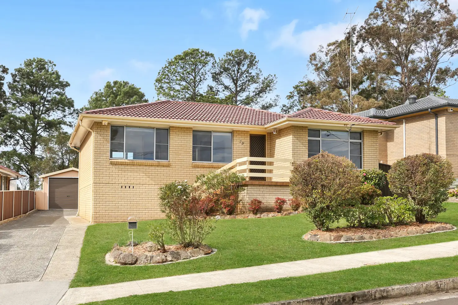 Main view of Homely house listing, 39 Lakelands Drive, Dapto NSW 2530