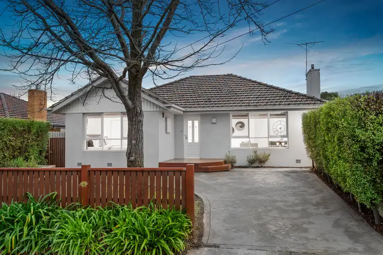 11 Cooley Avenue, Macleod VIC 3085