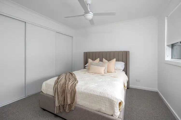Fourth view of Homely unit listing, 110 Polaris Street, Temora NSW 2666