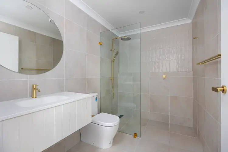 Fifth view of Homely unit listing, 110 Polaris Street, Temora NSW 2666