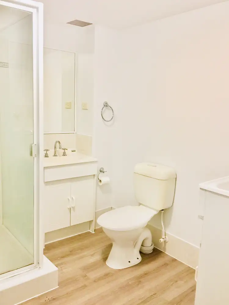 Fourth view of Homely unit listing, 4/23 Lima Street, Auchenflower QLD 4066