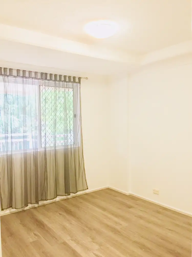 Fifth view of Homely unit listing, 4/23 Lima Street, Auchenflower QLD 4066