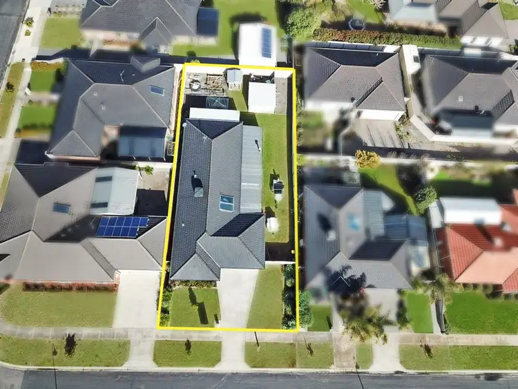 Second view of Homely house listing, 4 Weight Close, Horsham VIC 3400