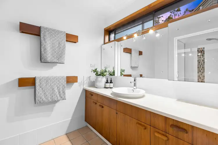 Fifth view of Homely house listing, 19 Wyara Close, Westlake QLD 4074