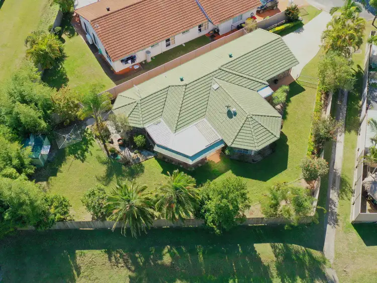 27 Ballarat Court, Tallai QLD 4213
