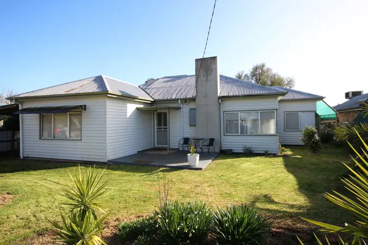 1 Lynott Street, Horsham VIC 3400