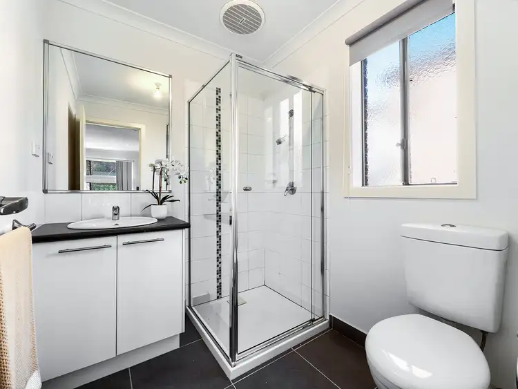 Third view of Homely house listing, 4 Greenview Court, Cranbourne North VIC 3977
