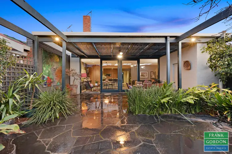 23 Dunstan Parade, Port Melbourne VIC 3207