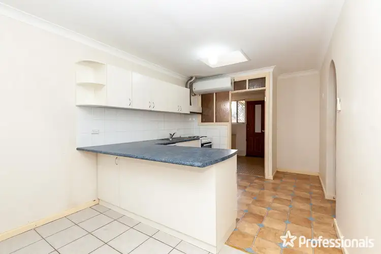 Sixth view of Homely unit listing, 15/4 Glastonbury Road, Armadale WA 6112