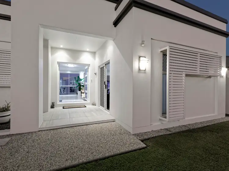 Seventh view of Homely house listing, 5 Voss Court, Millbank QLD 4670