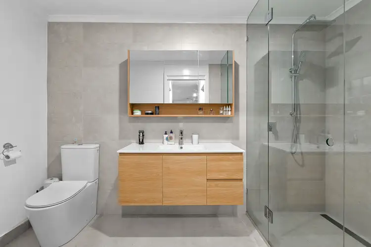 Fifth view of Homely house listing, 19 Glenmaggie Close, Berwick VIC 3806