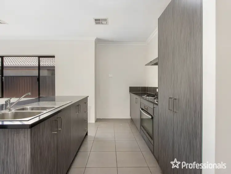 Sixth view of Homely house listing, 7 Toolibin Rise, Baldivis WA 6171