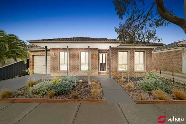 1/4 Jordyn Street, Tarneit VIC 3029