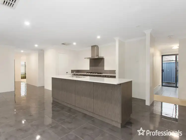 Fifth view of Homely house listing, 16 Austral Vista, Baldivis WA 6171