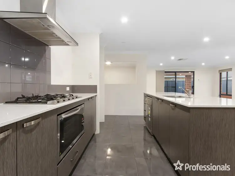 Sixth view of Homely house listing, 16 Austral Vista, Baldivis WA 6171