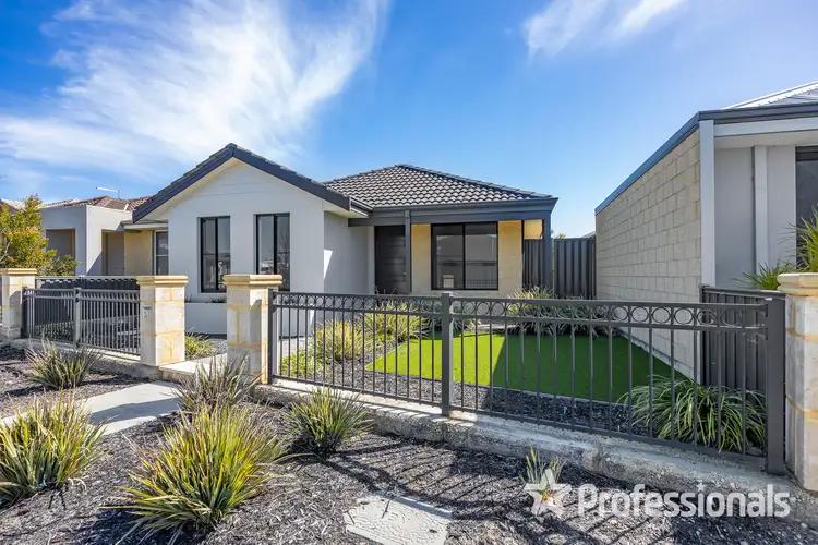 21 Peahen Street, Aveley WA 6069