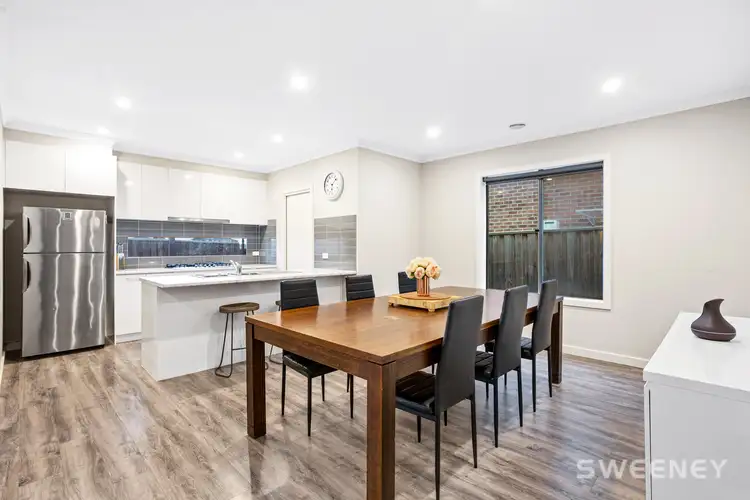 31 Dingo Street, Point Cook VIC 3030