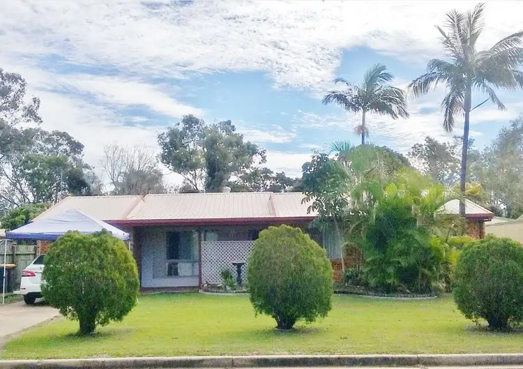11 Howlett Street, Urangan QLD 4655